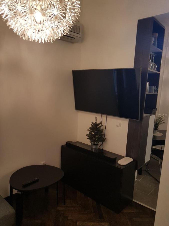 Balkan-inn Parlament Lux apartment Belgrade Extérieur photo