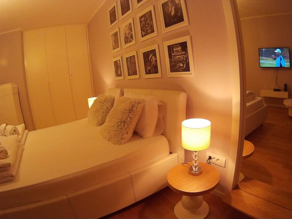 Balkan-inn Parlament Lux apartment Belgrade Extérieur photo