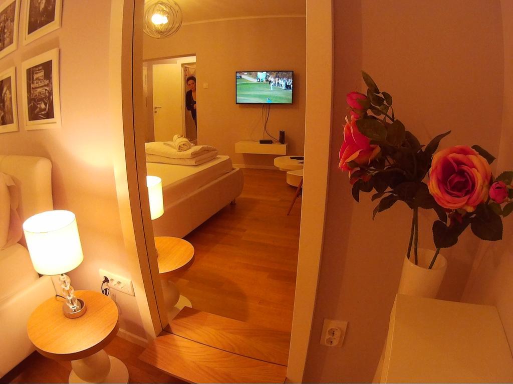 Balkan-inn Parlament Lux apartment Belgrade Extérieur photo